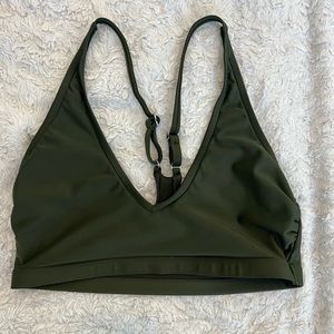 Swim top/sports bra